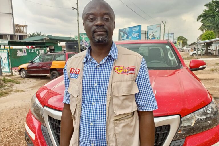 Erastus Asare Donkor, a Ghanaian journalist with Joy News who has spent years covering illicit extraction in the Apamprama forest. Image by Awudu Salami Sulemana Yoda.