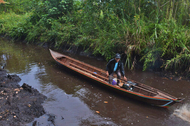 Handils are the boundaries of fields as well as paths for transportation and waters to fish in.