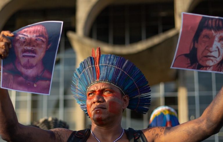 Indigenous people from Pará and Amapá