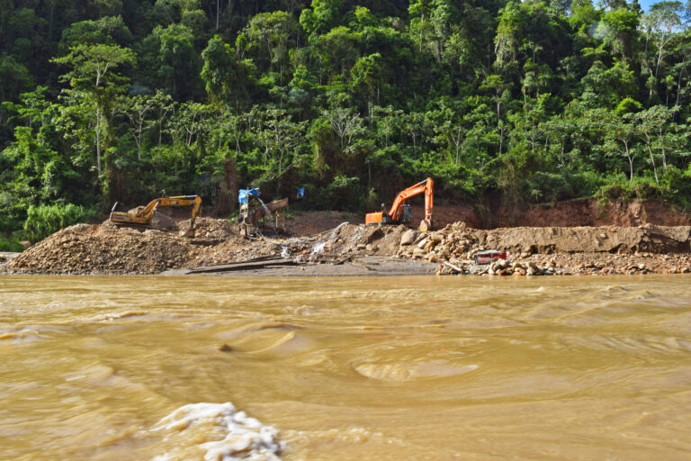 Illegal mining is spreading in the Amazonian rivers that enter the Madidi National Park in Bolivia.